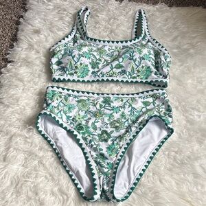 NWOT Light Flaw Green Floral 2 Piece Square Neck Top High Waist Bottoms M